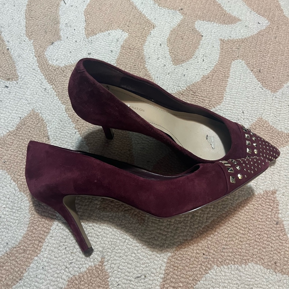BCBG heels